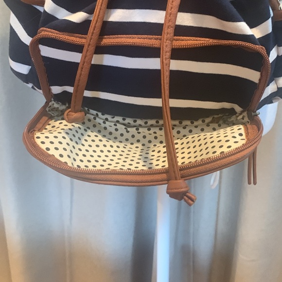 NWOT - Madden Girl Brown and Navy Striped Backpack - Picture 4 of 16